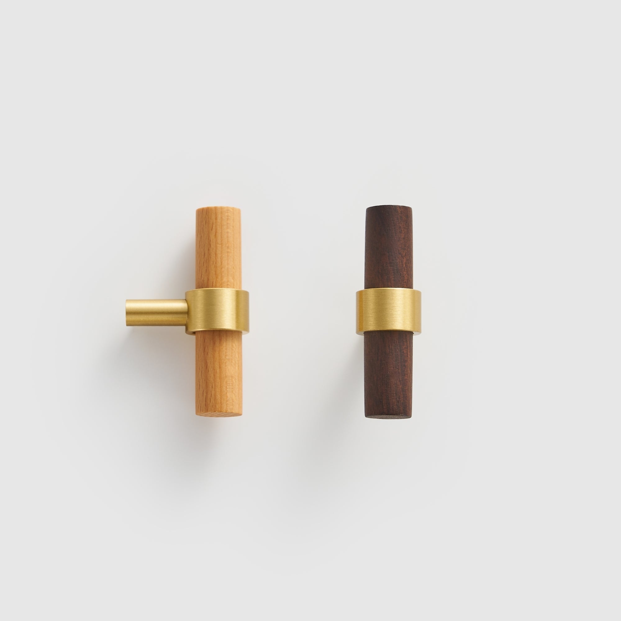 T-Bar CH025W | Walnuss + Messing