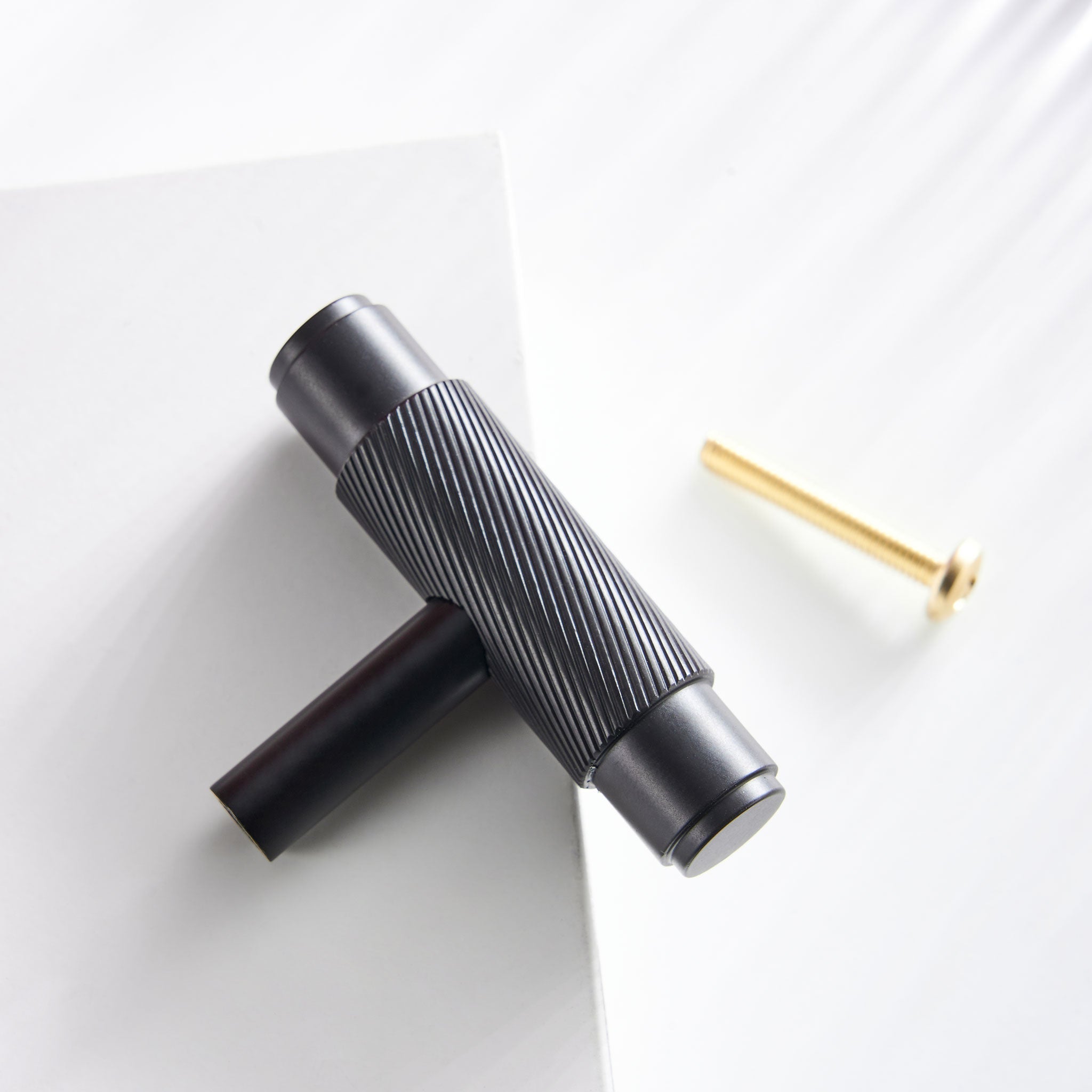 T-bar 3146 | Czarny
