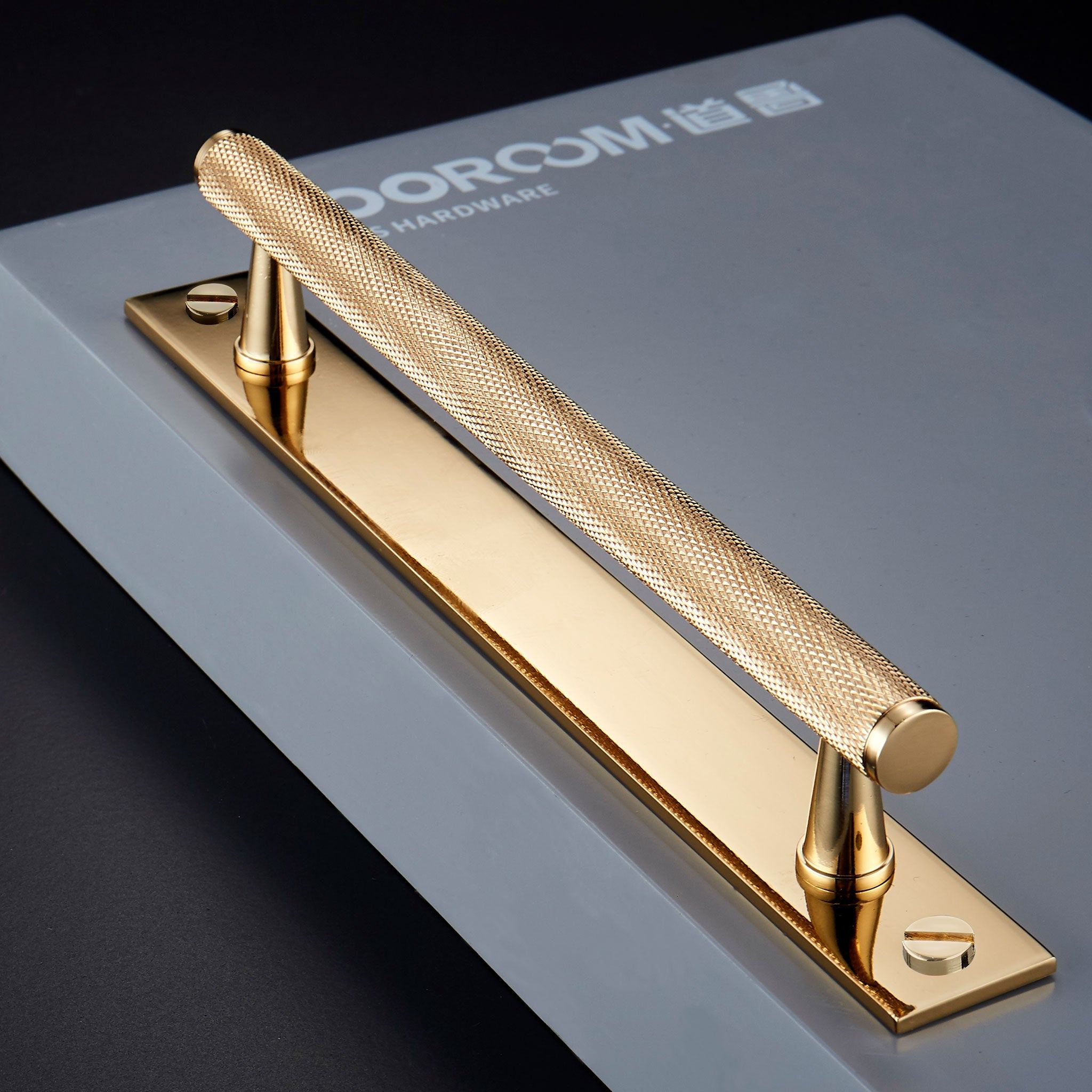 Guld - Dooroom