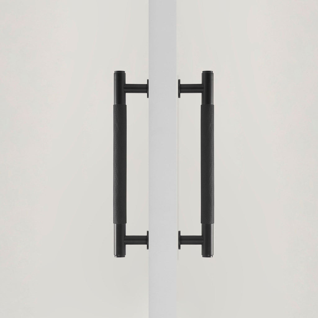 Pullbar P2-3065Z | Lättrat | Svart (SET) - Dooroom